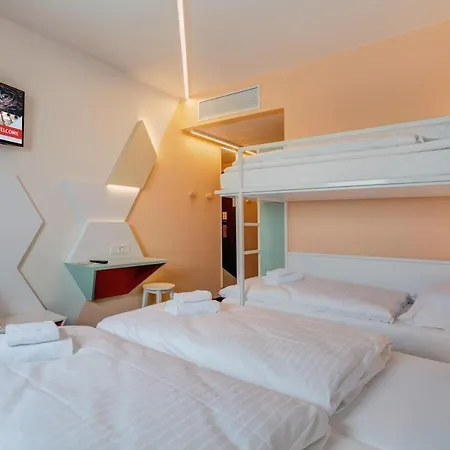 Meininger Hauptbahnhof Hotel Heidelberg