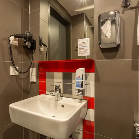 Meininger Hauptbahnhof Hotel Heidelberg