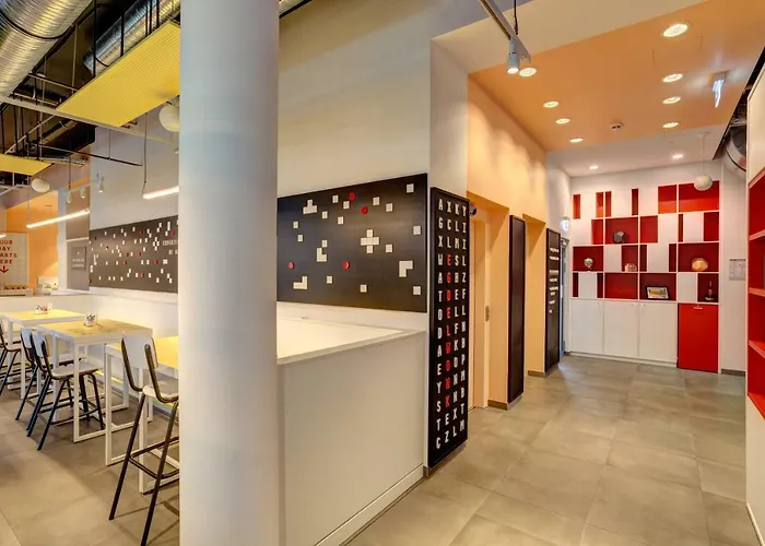 Hotel Meininger Hauptbahnhof Heidelberg