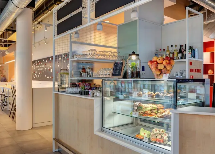 Meininger Hauptbahnhof 3* Heidelberg